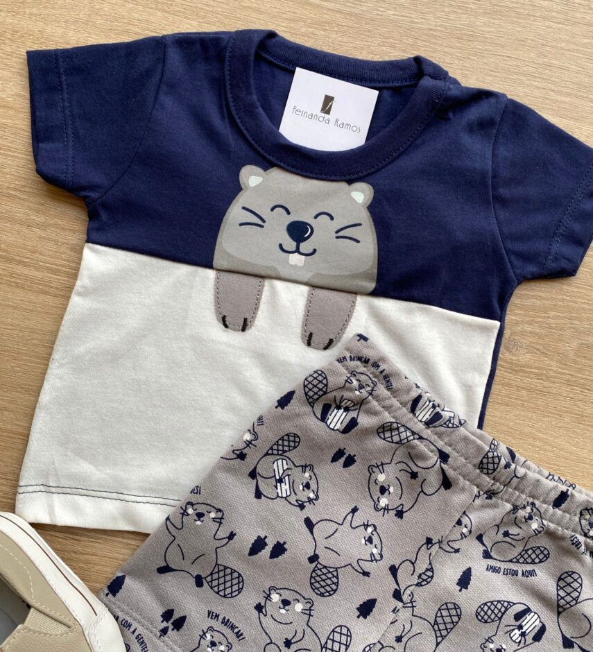 fernandaramoskids com br Conjunto Infantil Masculino Camiseta Azul Marinho e Bermuda Estampada 2