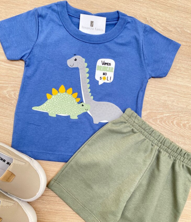 fernandaramoskids com br Conjunto Infantil Masculino Camiseta Dinossauros Azul e Bermuda Verde 1