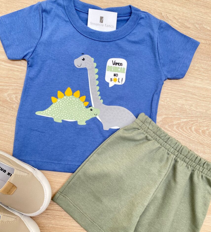 fernandaramoskids com br Conjunto Infantil Masculino Camiseta Dinossauros Azul e Bermuda Verde 1