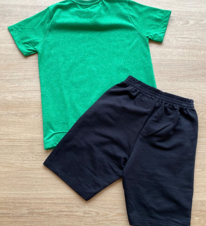 fernandaramoskids com br Conjunto Infantil Masculino Camiseta Gamer Verde e Bermuda Preta 2