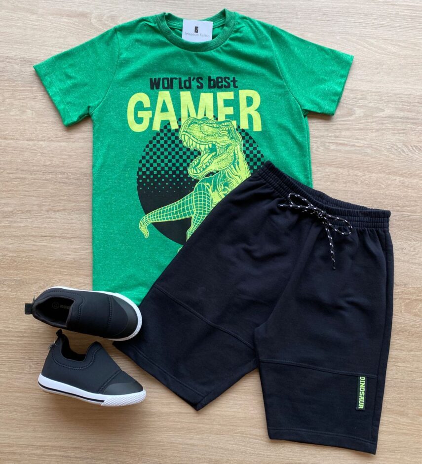 Conjunto Infantil Masculino Camiseta Gamer Verde e Bermuda Preta Fernanda Ramos Kids