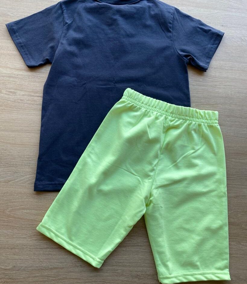 fernandaramoskids com br Conjunto Infantil Masculino Camiseta Grafite e Bermuda Verde 3