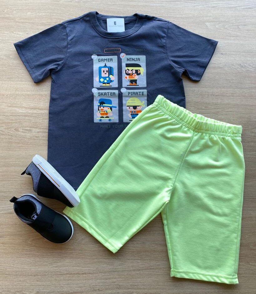 Conjunto Infantil Masculino Camiseta Grafite e Bermuda Verde Fernanda Ramos Kids