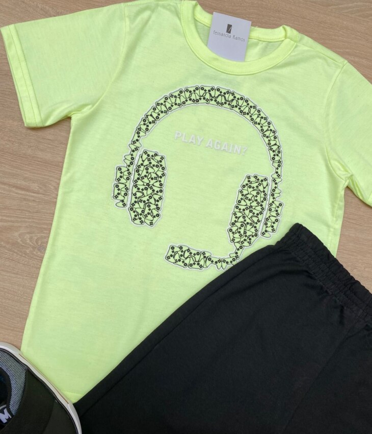 fernandaramoskids com br Conjunto Infantil Masculino Camiseta Play Again e Bermuda Preta 1