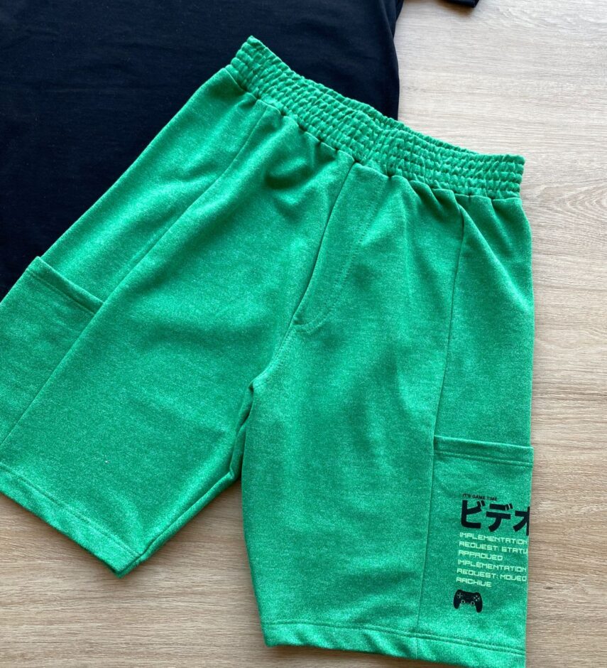 fernandaramoskids com br Conjunto Infantil Masculino Camiseta Preta e Bermuda Verde 1