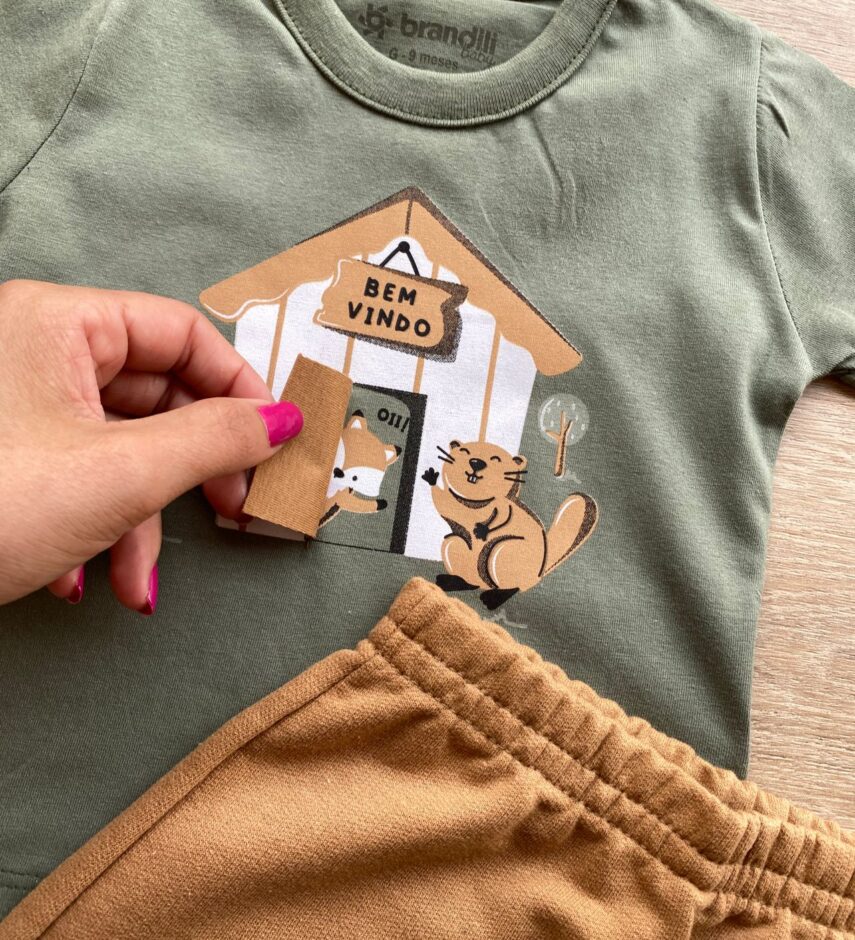 fernandaramoskids com br Conjunto Infantil Masculino Camiseta Verde e Bermuda Caramelo 2