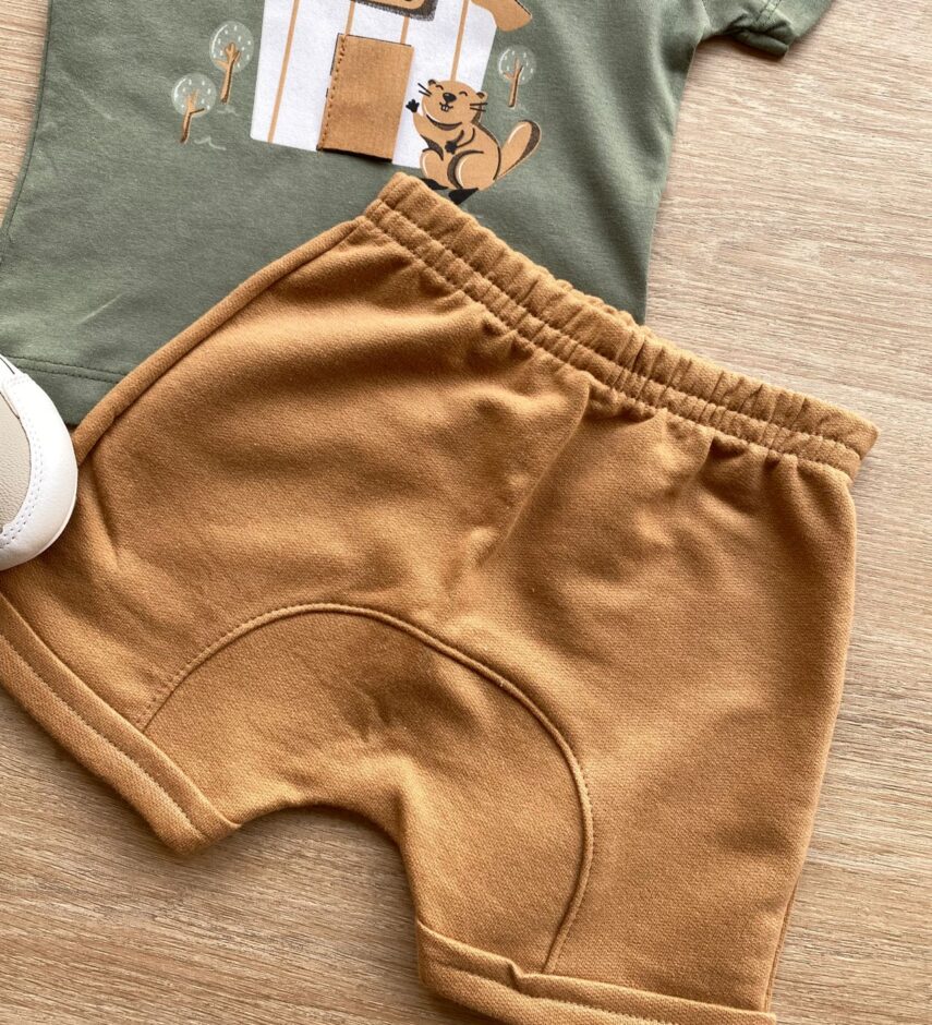 fernandaramoskids com br Conjunto Infantil Masculino Camiseta Verde e Bermuda Caramelo 3