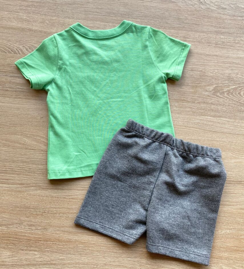 fernandaramoskids com br Conjunto Infantil Masculino Camiseta Verde e Bermuda Cinza 3
