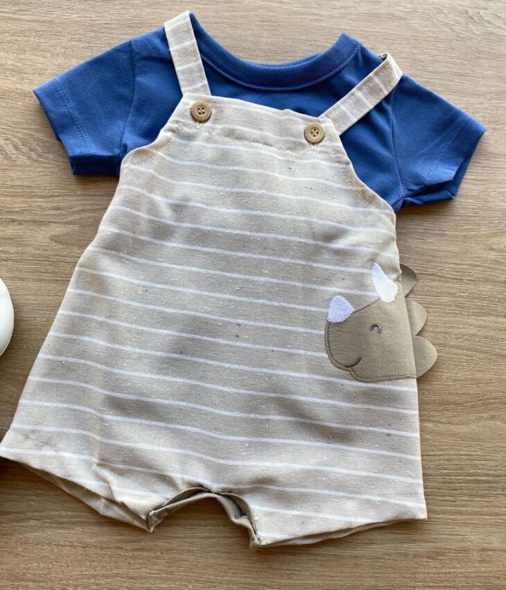 fernandaramoskids com br Conjunto Infantil Masculino Jardineira Cru Listrada e Camiseta Azul 1