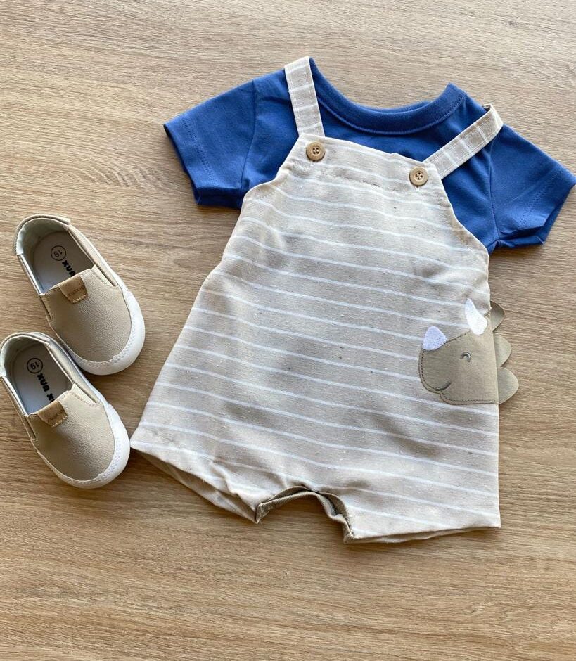 Conjunto Infantil Masculino Jardineira Cru Listrada e Camiseta Azul Fernanda Ramos Kids