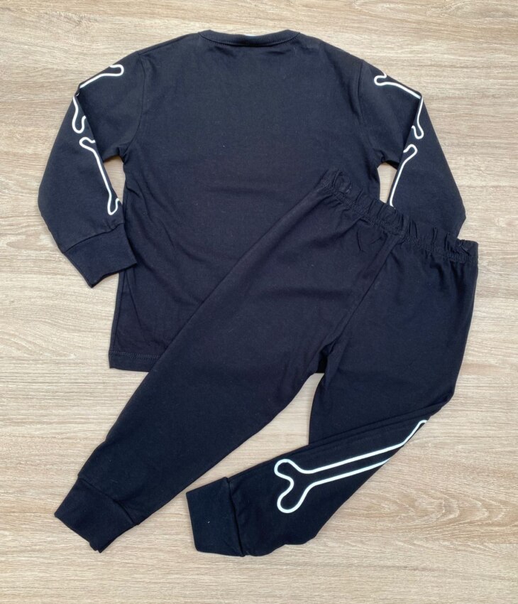 fernandaramoskids com br Conjunto Infantil Masculino Pijama Blusa e Calça Estampa Brilha no Escuro 2