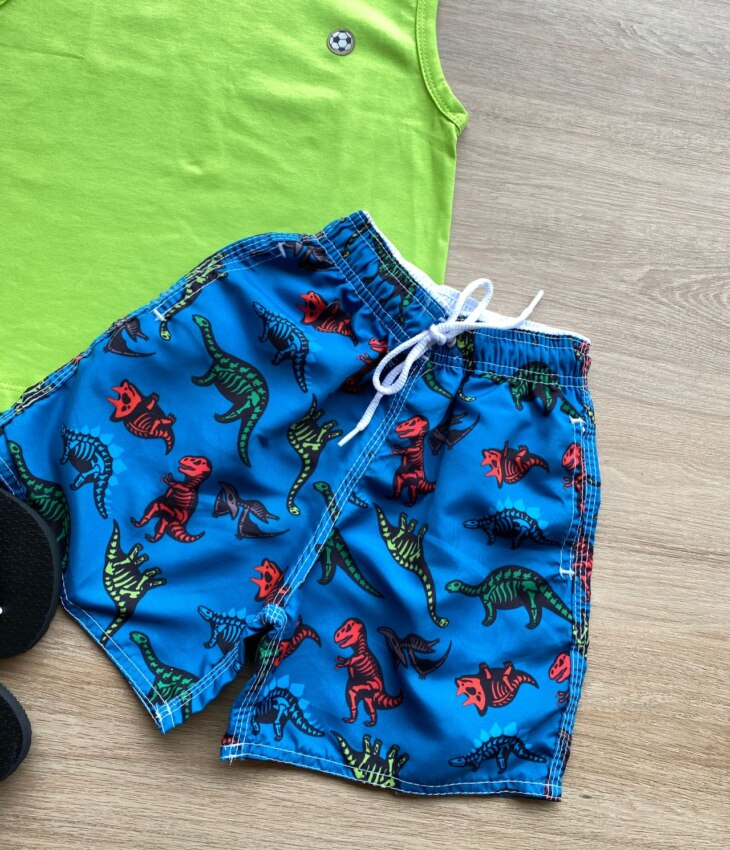 fernandaramoskids com br Conjunto Infantil Masculino Regata Verde e Bermuda Estampada 1