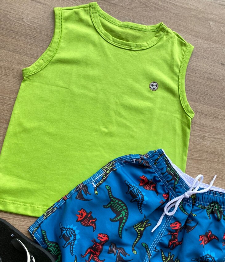 fernandaramoskids com br Conjunto Infantil Masculino Regata Verde e Bermuda Estampada 2
