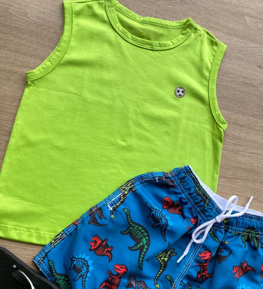 fernandaramoskids com br Conjunto Infantil Masculino Regata Verde e Bermuda Estampada 2