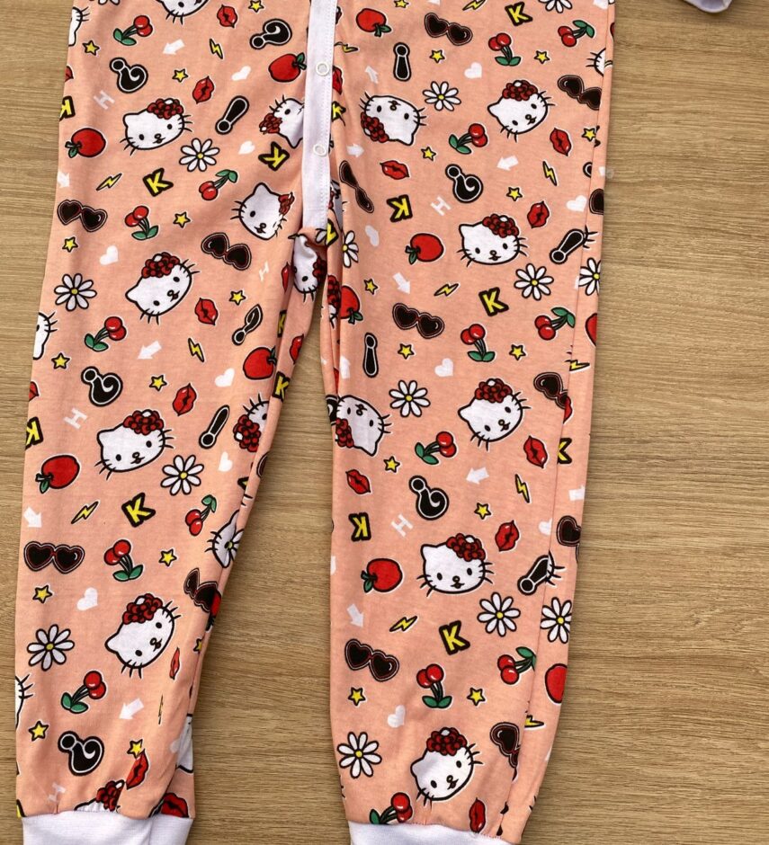 fernandaramoskids com br Macacão Pijama Infantil Feminino Estampado Fundo Salmão 2