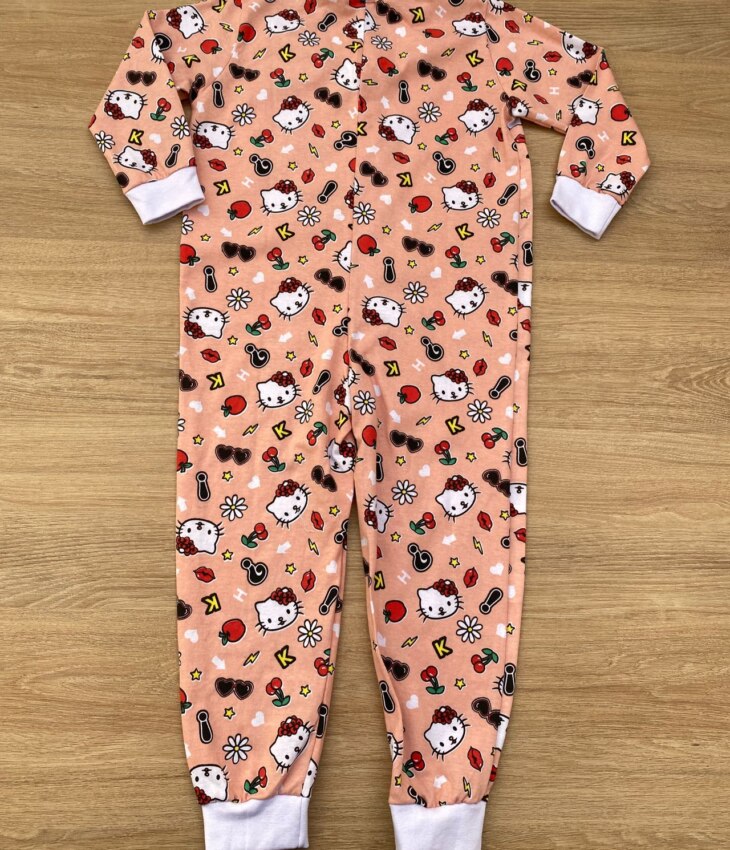 fernandaramoskids com br Macacão Pijama Infantil Feminino Estampado Fundo Salmão 3
