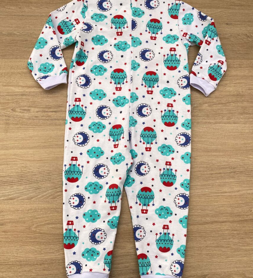 fernandaramoskids com br Macacão Pijama Infantil Masculino Estampado Fundo Branco 2