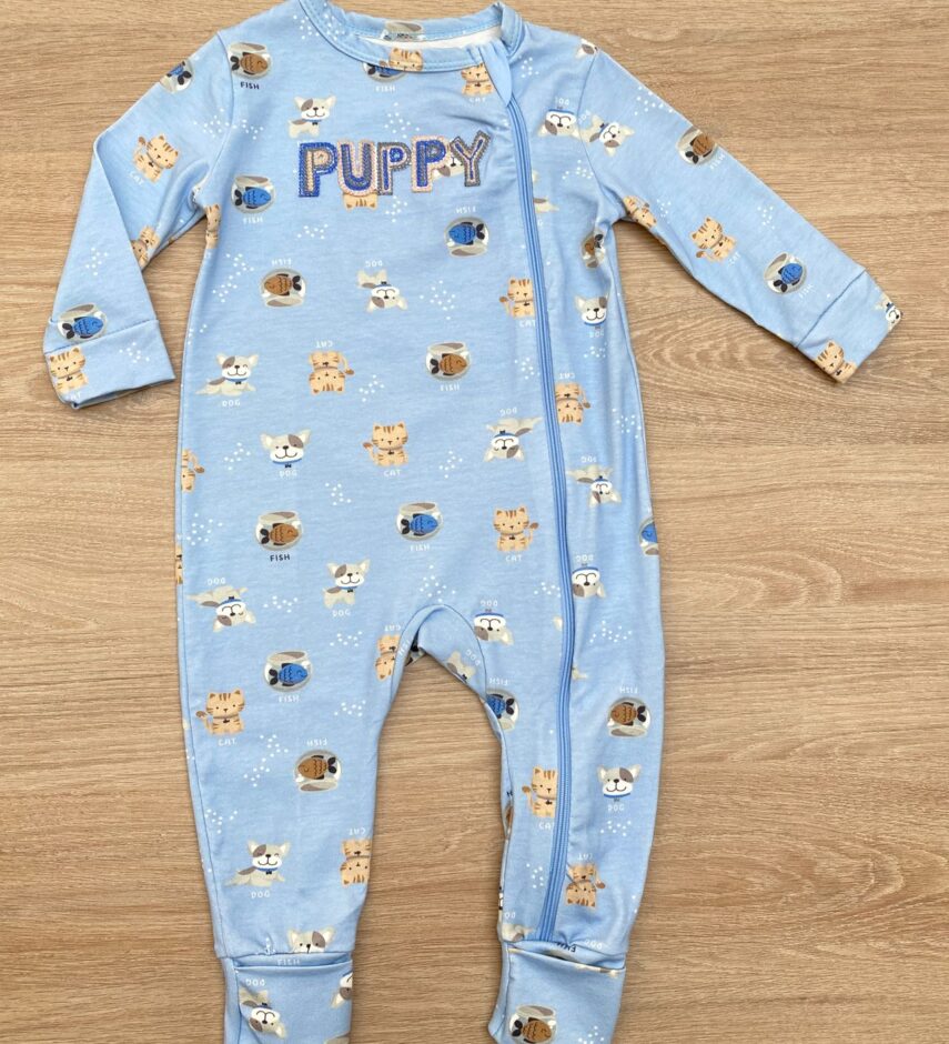 Macacão Pijama Infantil Masculino Estampado Puppy Azul Fernanda Ramos Kids