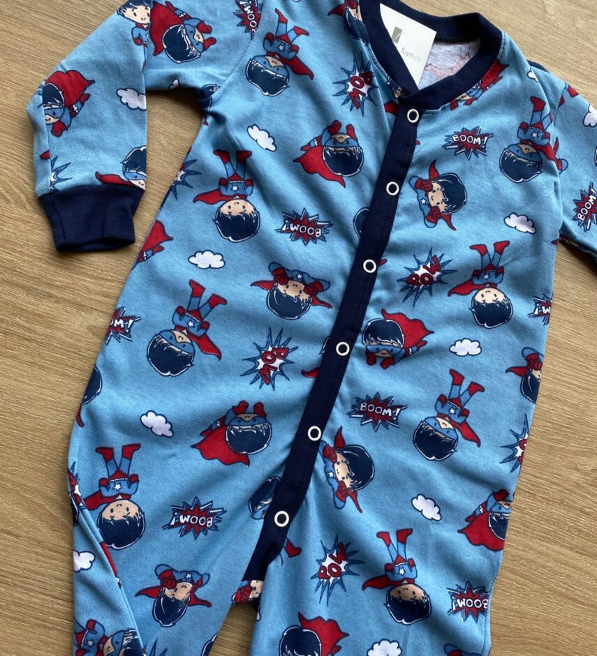 fernandaramoskids com br Macacão Pijama Infantil Masculino Estampado Super Herói Azul 1
