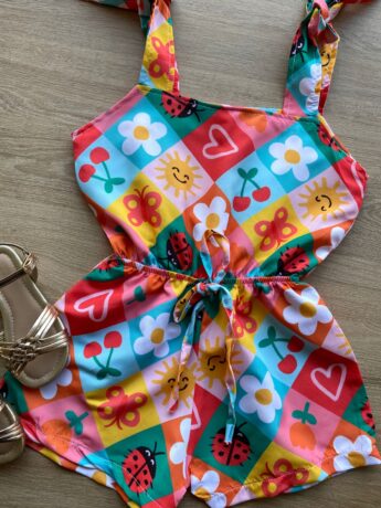 fernandaramoskids com br Macaquinho Infantil Feminino Amarração nas Alças e Cintura Estampado 1