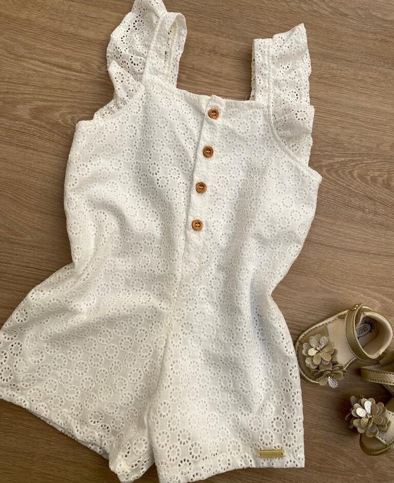 fernandaramoskids com br Macaquinho Feminino Infantil Babados nas Alças Laise Branco1