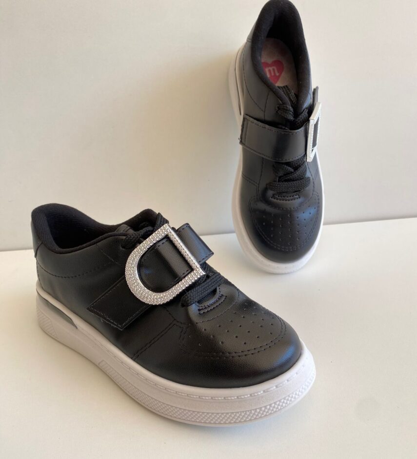 fernandaramoskids com br Tênis Infantil Feminino Preto com Detalhe 1