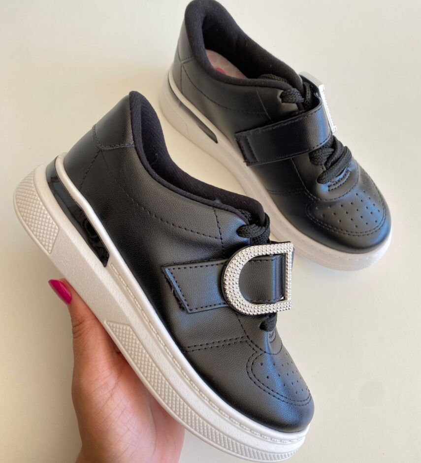 fernandaramoskids com br Tênis Infantil Feminino Preto com Detalhe 2
