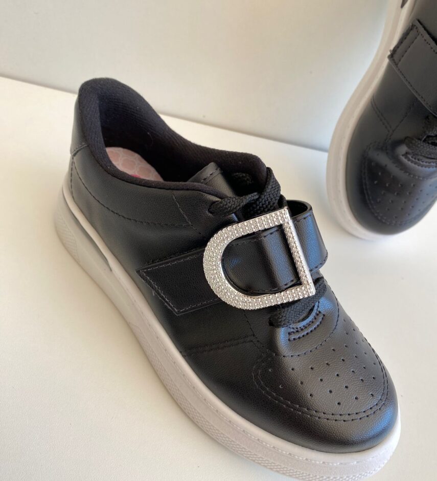 Tênis Infantil Feminino Preto com Detalhe Fernanda Ramos Kids