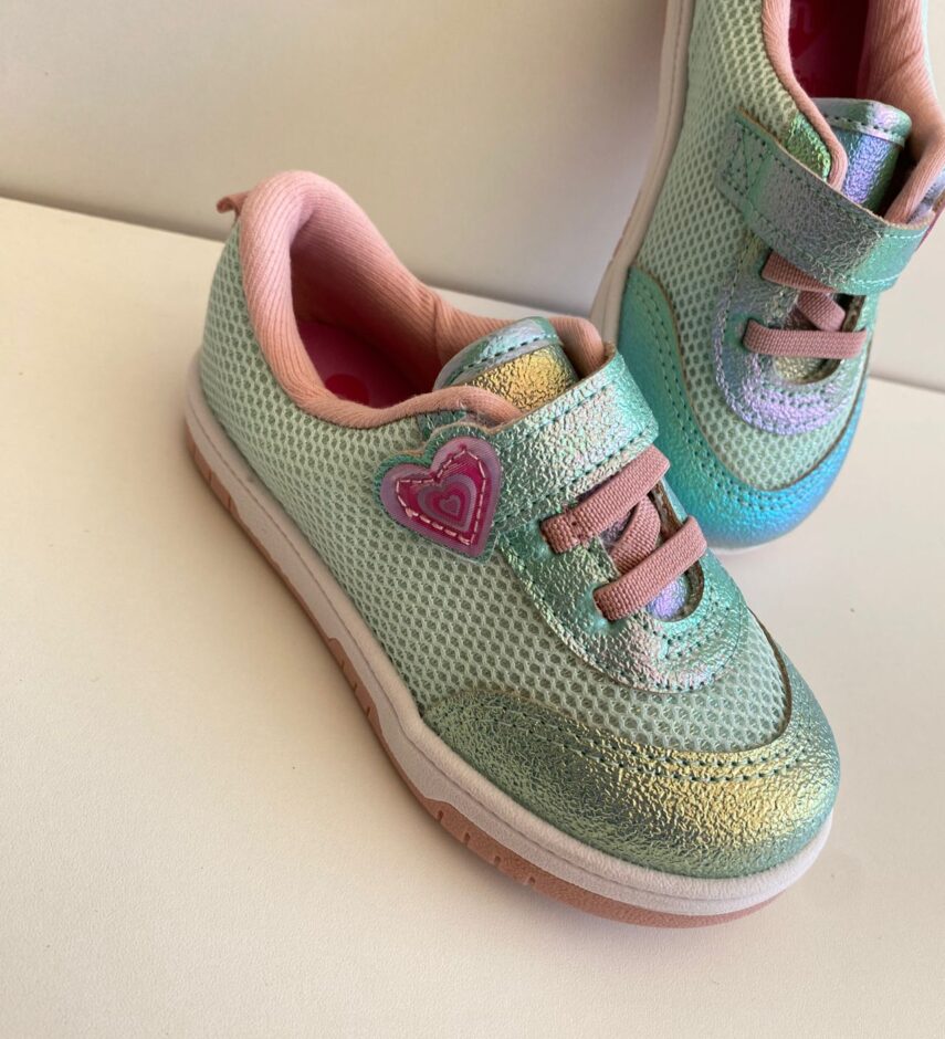 Tênis Infantil Feminino Verde com Detalhe Rosa Fernanda Ramos Kids