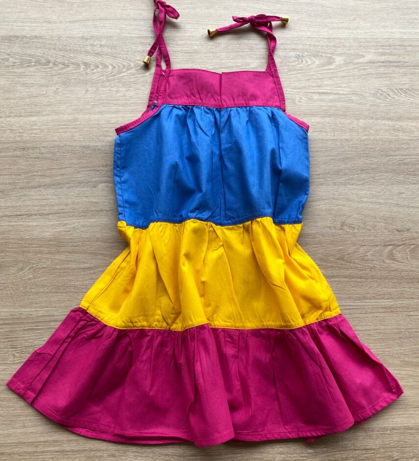 fernandaramoskids com br Vestido Infantil Feminino Alças com Amarração Azul, Amarelo e Pink 2