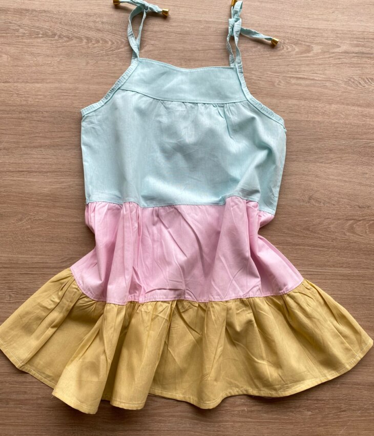 fernandaramoskids com br Vestido Infantil Feminino Alças com Amarração Verde, Rosa e Bege 2