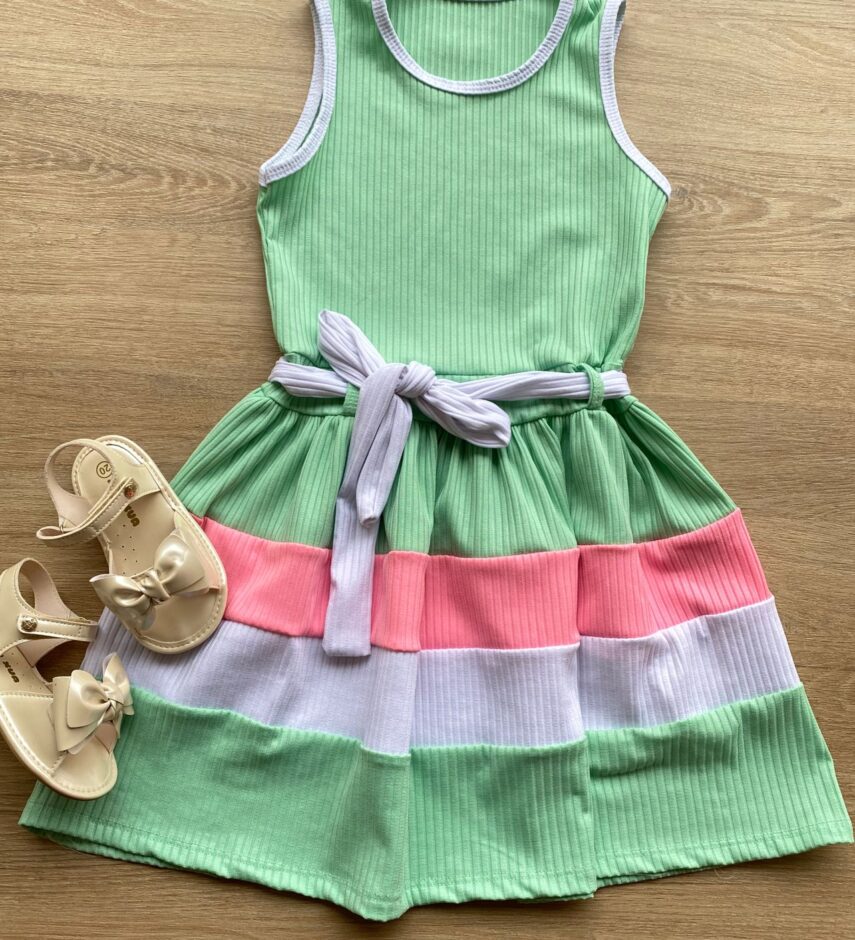 Vestido Infantil Feminino Canelado com Amarração Verde Fernanda Ramos Kids