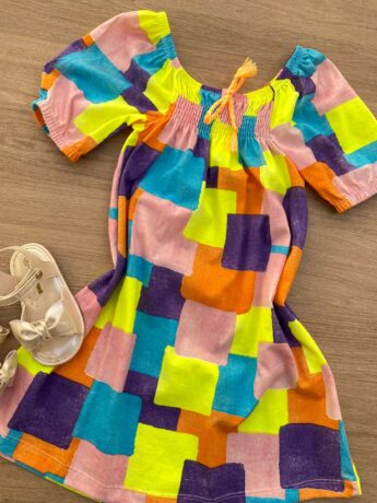 fernandaramoskids com br Vestido Infantil Feminino Curto Estampa Detalhe em Lastex 1