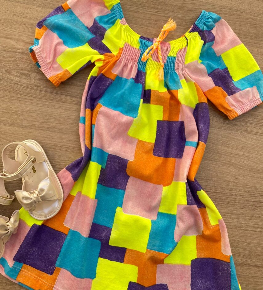 fernandaramoskids com br Vestido Infantil Feminino Curto Estampa Detalhe em Lastex 1