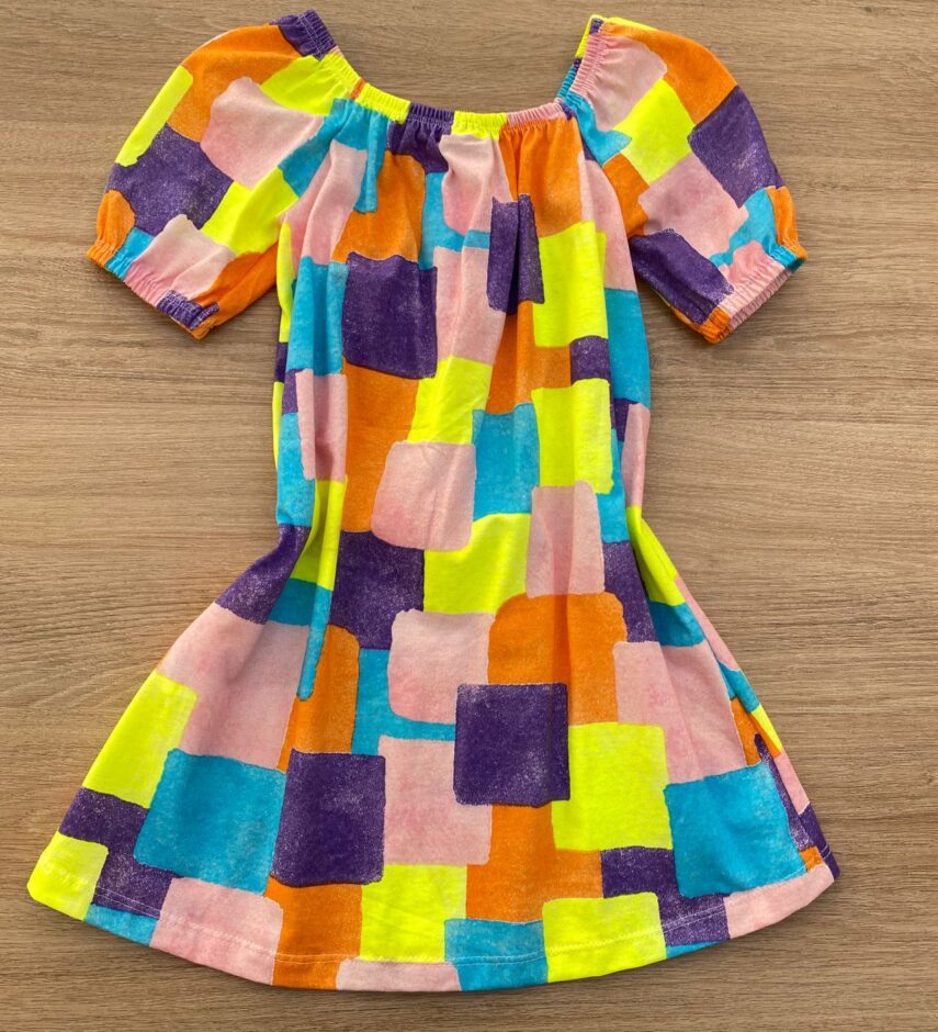 fernandaramoskids com br Vestido Infantil Feminino Curto Estampa Detalhe em Lastex 2