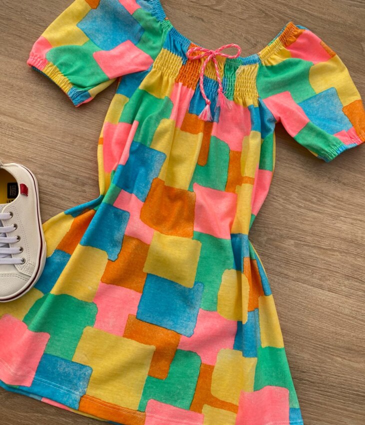 fernandaramoskids com br Vestido Infantil Feminino Curto Estampado Detalhe em Lastex 1