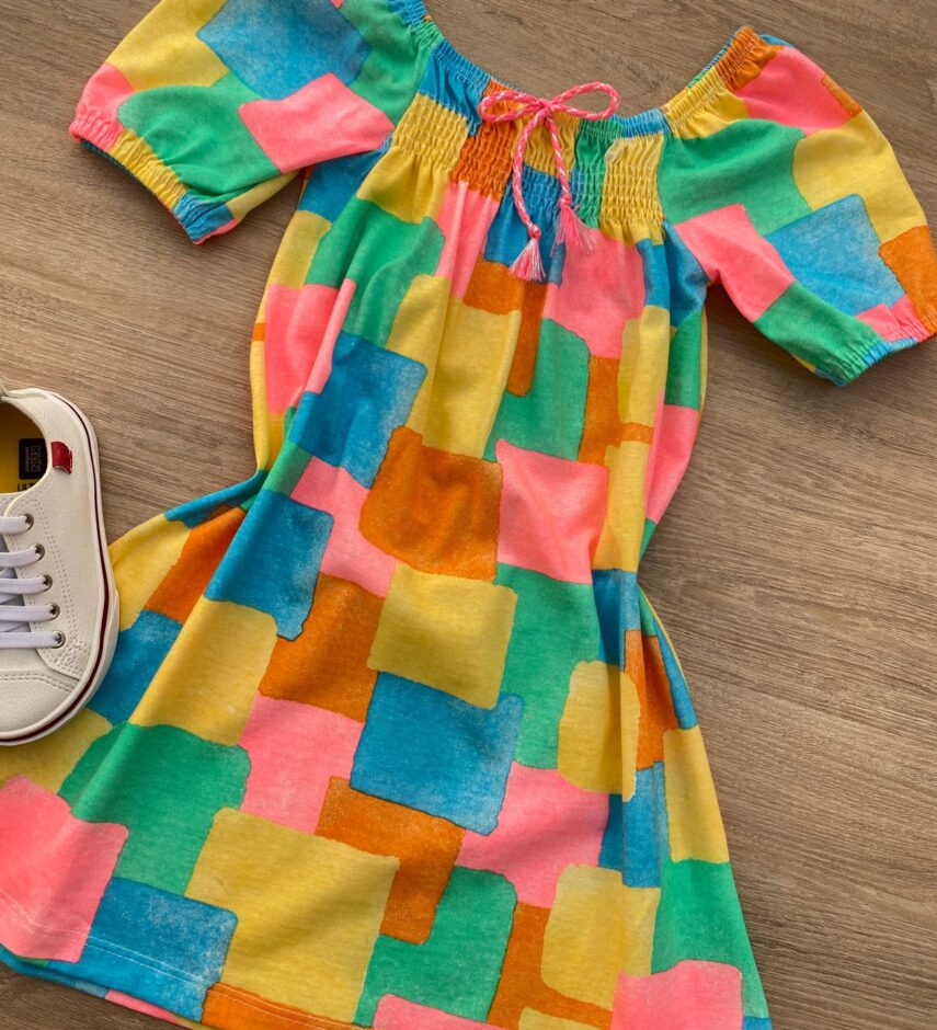 fernandaramoskids com br Vestido Infantil Feminino Curto Estampado Detalhe em Lastex 1