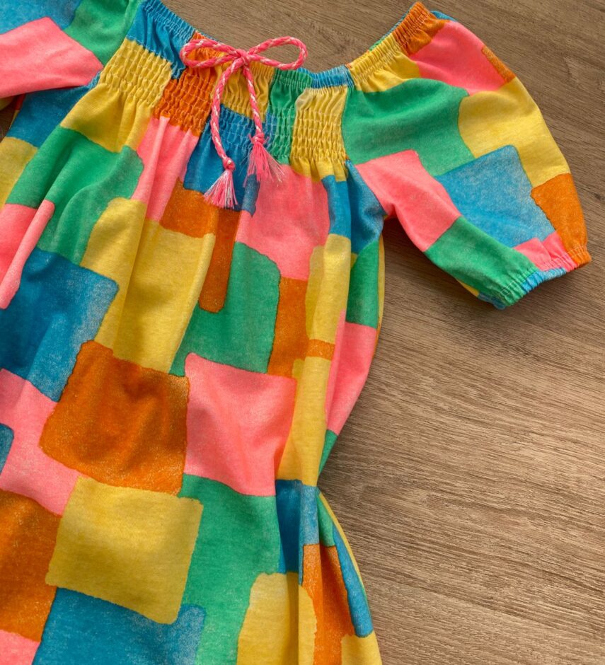 fernandaramoskids com br Vestido Infantil Feminino Curto Estampado Detalhe em Lastex 2