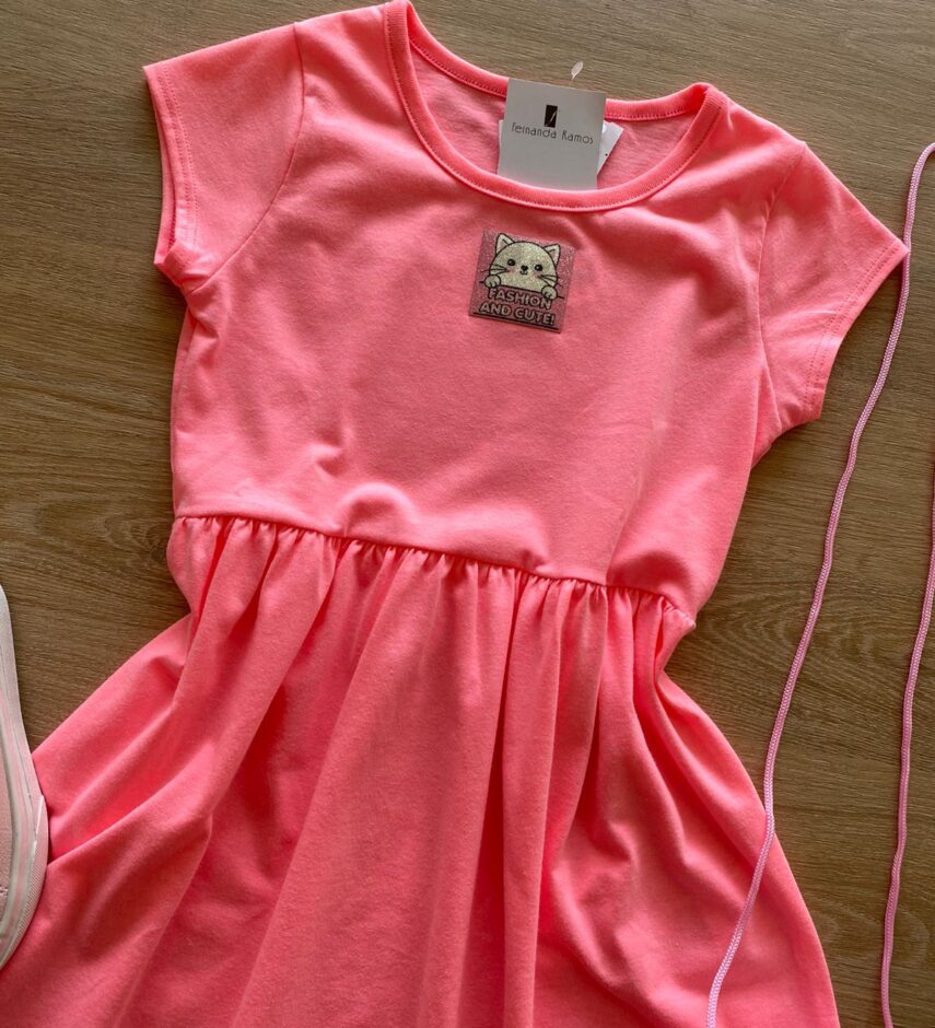 fernandaramoskids com br Vestido Infantil Feminino Curto Fashion Bichinho Rosa 1
