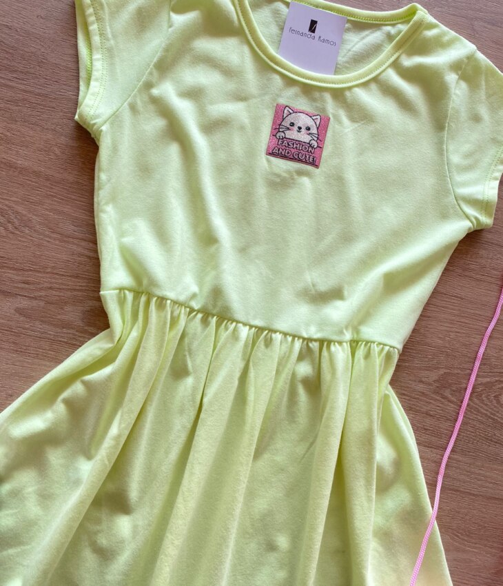fernandaramoskids com br Vestido Infantil Feminino Curto Fashion Bichinho Verde 1