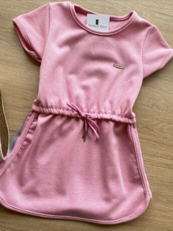 fernandaramoskids com br Vestido Infantil Feminino Curto Rosa Detalhe Lateral Brilhante 1