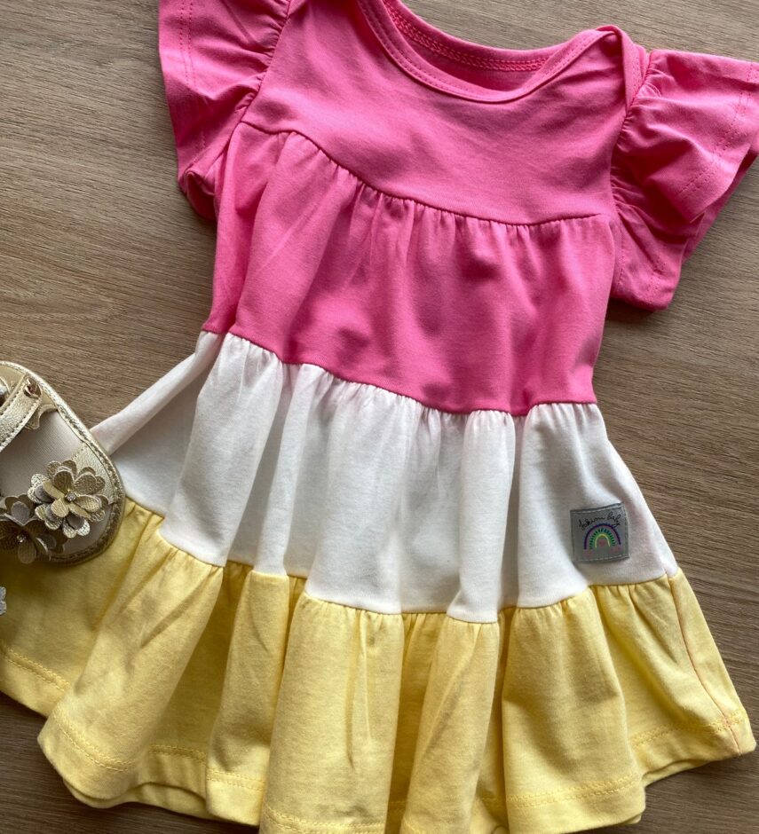 fernandaramoskids com br Vestido Infantil Feminino Curto Rosa, Off White e Amarelo 1