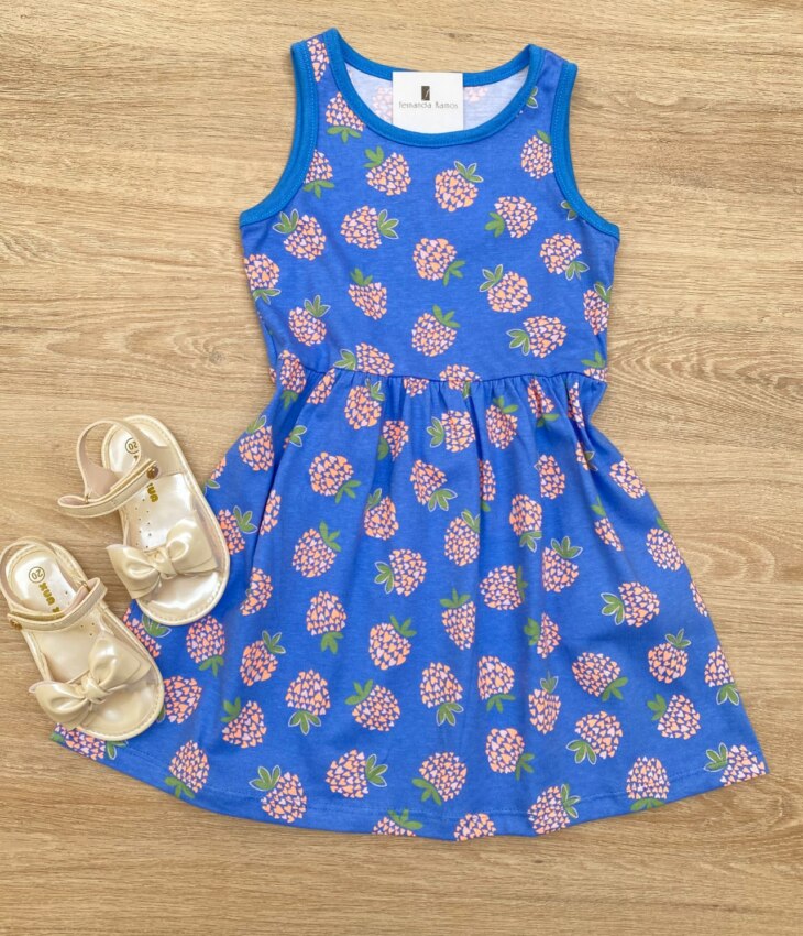 Vestido Infantil Feminino de Malha Estampado Fundo Azul Fernanda Ramos Kids