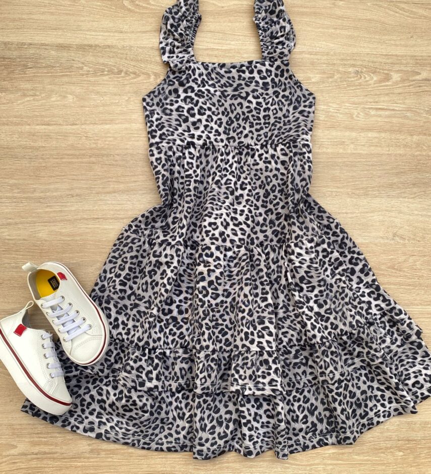 Vestido Infantil Feminino Soltinho Alça com Babado Animal Print Cinza Fernanda Ramos Kids