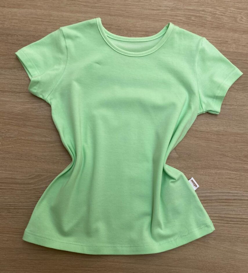 Blusa Manga Curta Infantil Feminina Gola Redonda Verde Fernanda Ramos Kids
