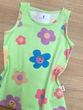 fernandaramoskids com br Blusa Regata Infantil Feminina com Estampa Floral Cor Verde 1