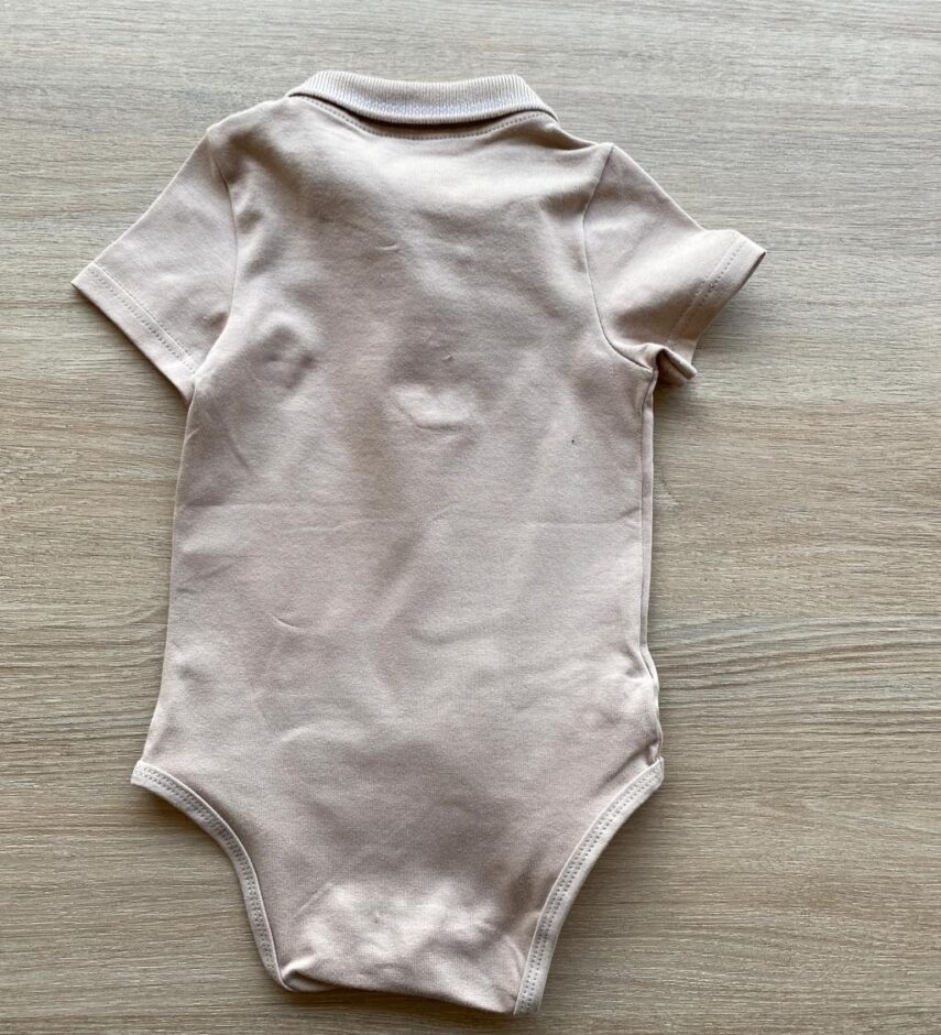 fernandaramoskids com br Body Infantil Masculino Tradicional Polo Bege Escuro 2