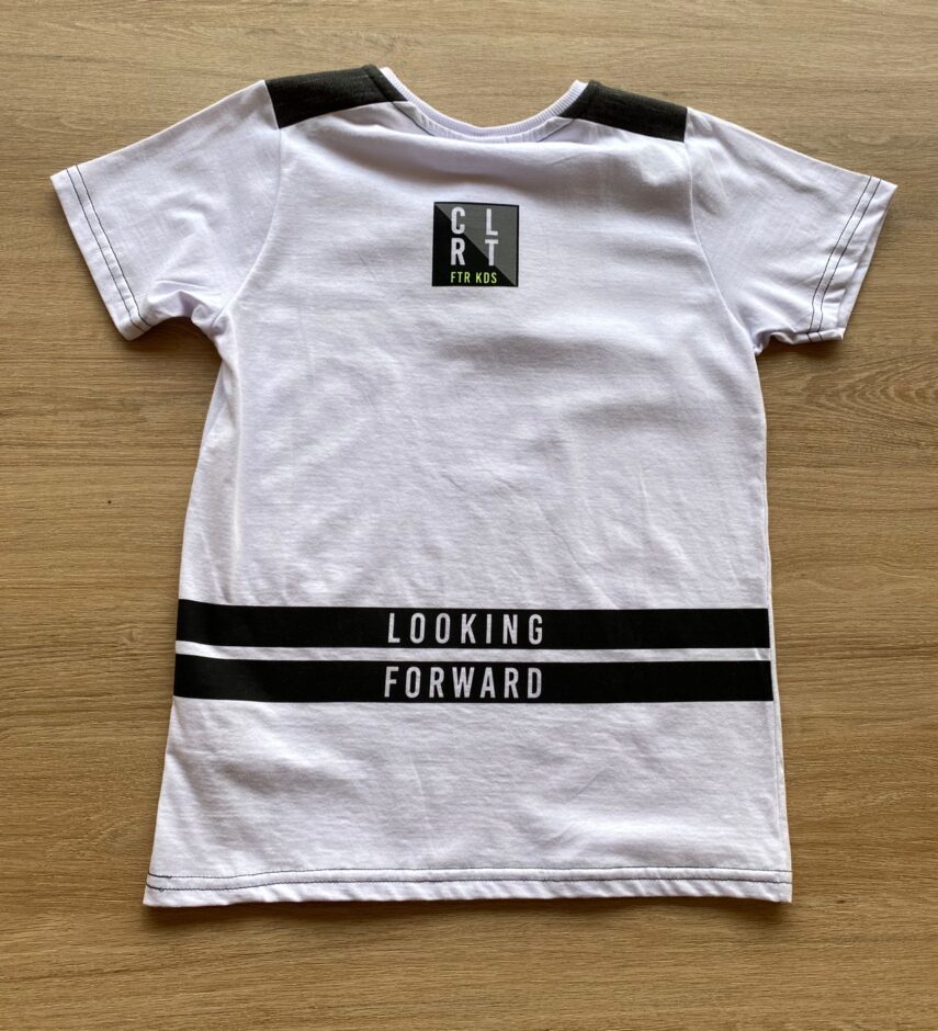 fernandaramoskids com br Camiseta Infantil Masculina Just Be Branca Detalhe Preto 2