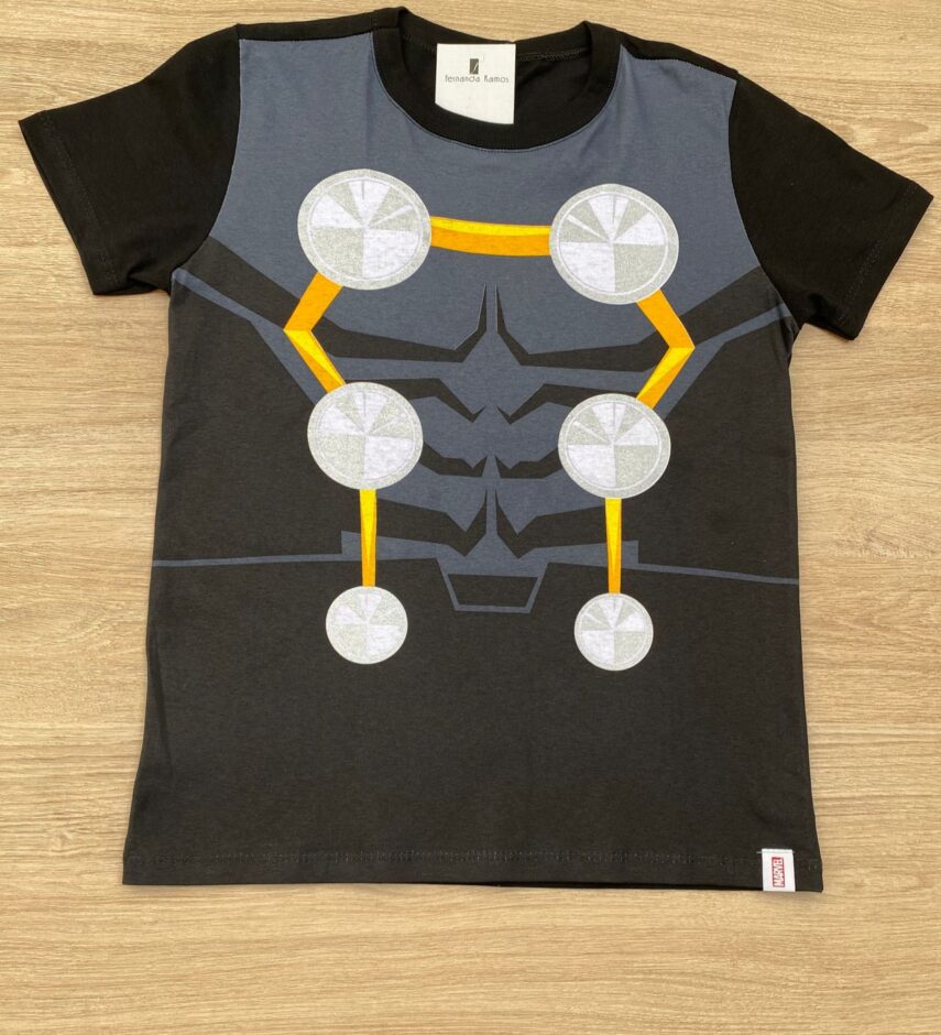 Camiseta Infantil Masculina Tradicional Preta com Estampa Fernanda Ramos Kids