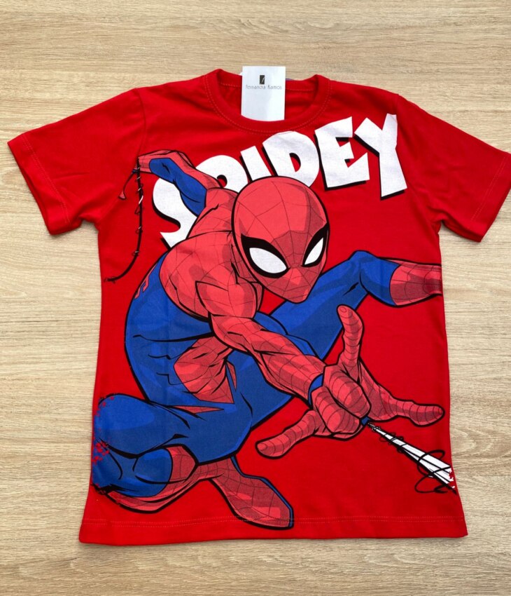 Camiseta Infantil Masculina Vermelha com Estampa Spidey Fernanda Ramos Kids